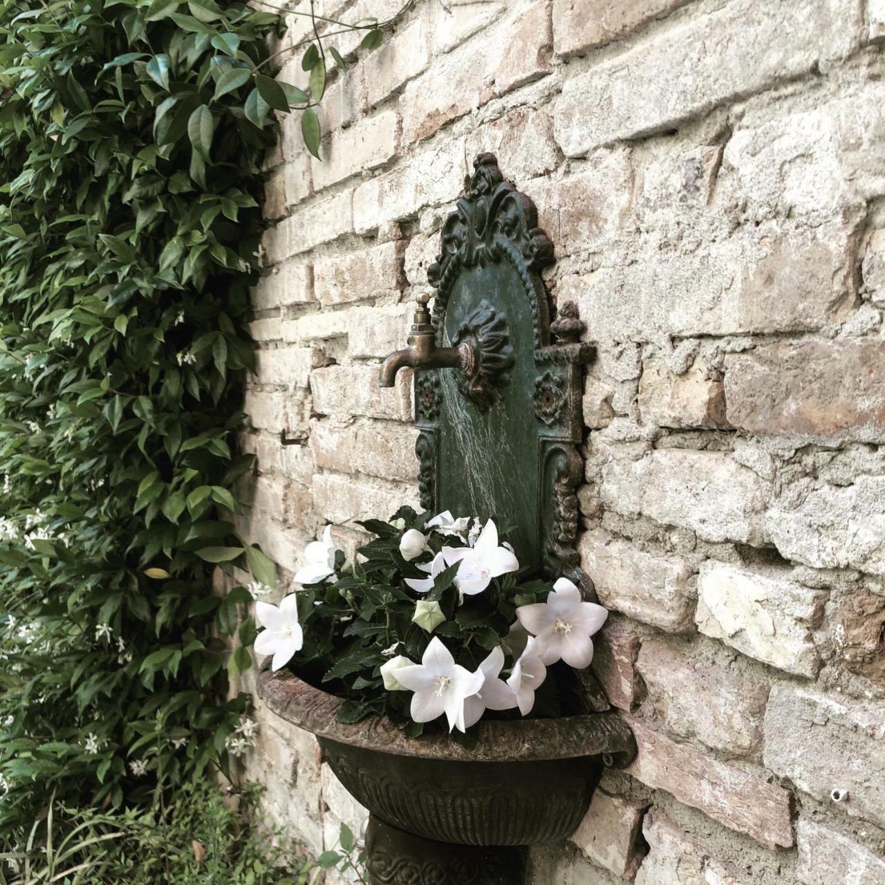 Le Case Di San Vitale Easy Ravenna Exterior photo